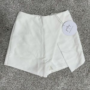Princess Polly Skort NWT
